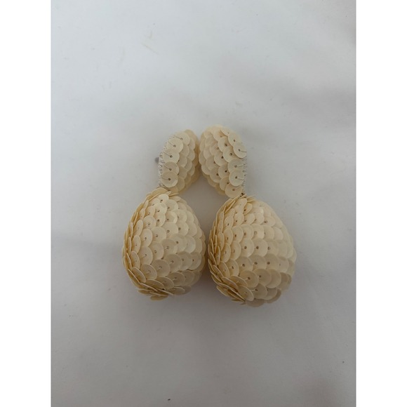 Tuckernuck Jewelry - Tuckernuck Sandra Opal Sequin Sandra Earrings White Dangle Drop TNJ_0400 S86891